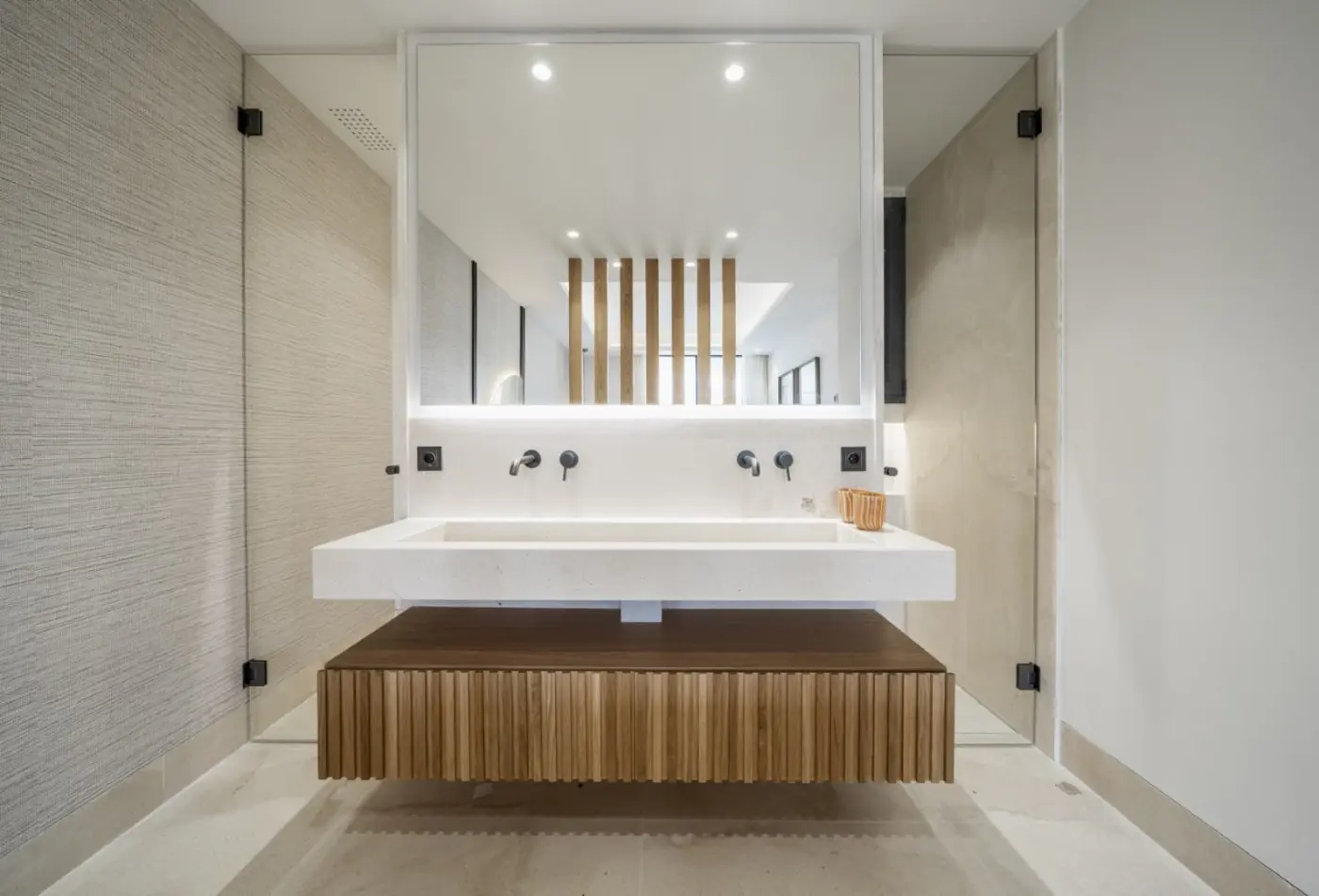 Apartamenty i Penthousy z Panoramicznym Widokiem na Morze i Górę La Concha w Nueva Andalucía – 16