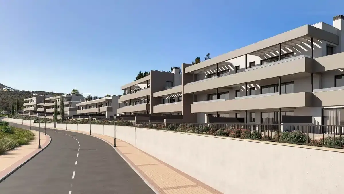 Apartamenty i penthousy w pierwszej linii golfa w Casares Costa – 10