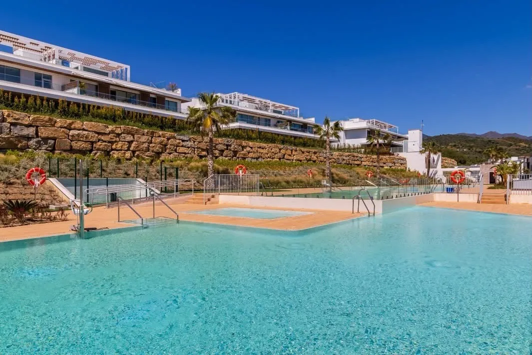 Penthouse dwupoziomowy (duplex) - ekskluzywna  dzielnica Los Monteros  – 2