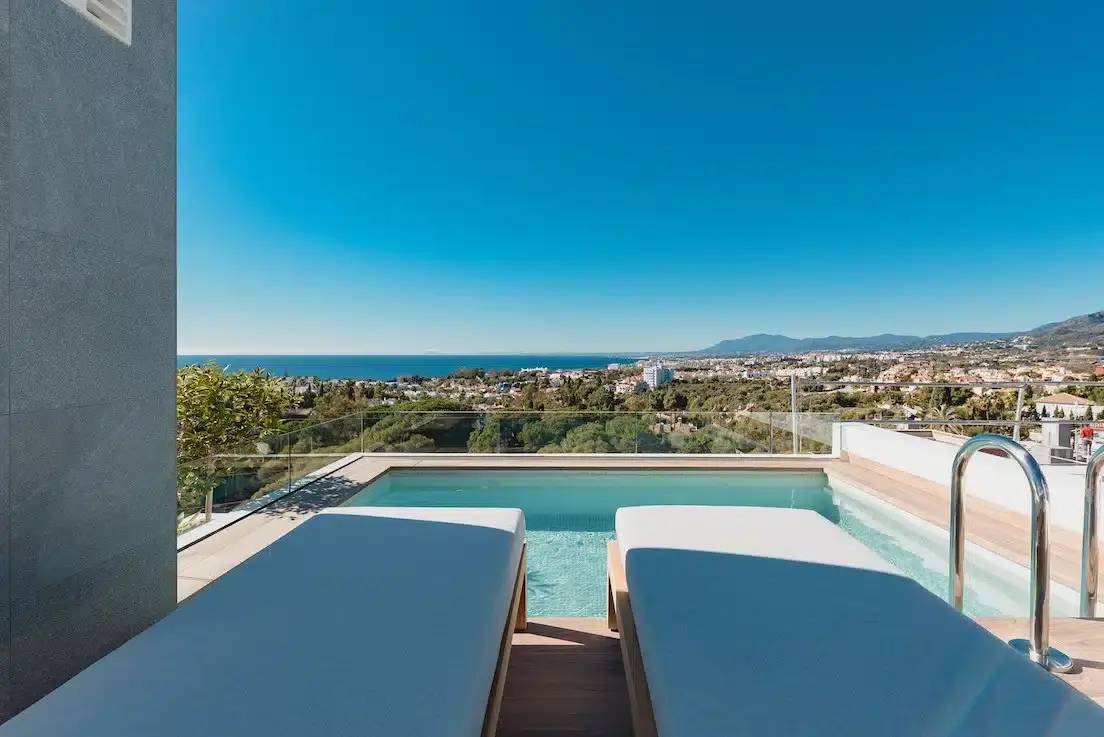 Ekskluzywne domy  z widokiem  na Morze w Prestiżowej Dzielnicy Marbelli — Marbella, Hiszpania (zdjęcie 19 z 30)