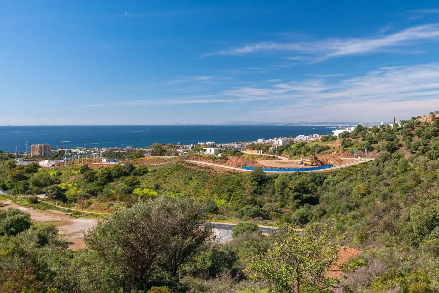 Ekskluzywne Apartamenty z Widokiem na Morze w Prestiżowej Urbanizacji Altos de los Monteros, Marbella — Marbella, Hiszpania