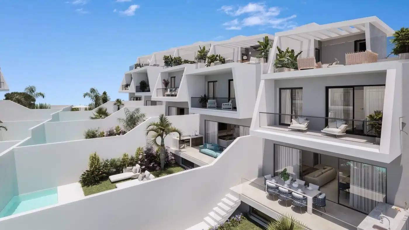Nowoczesne domy z basenem i solarium przy polu golfowym – Los Flamingos, Estepona — Estepona, Hiszpania (zdjęcie 8 z 10)