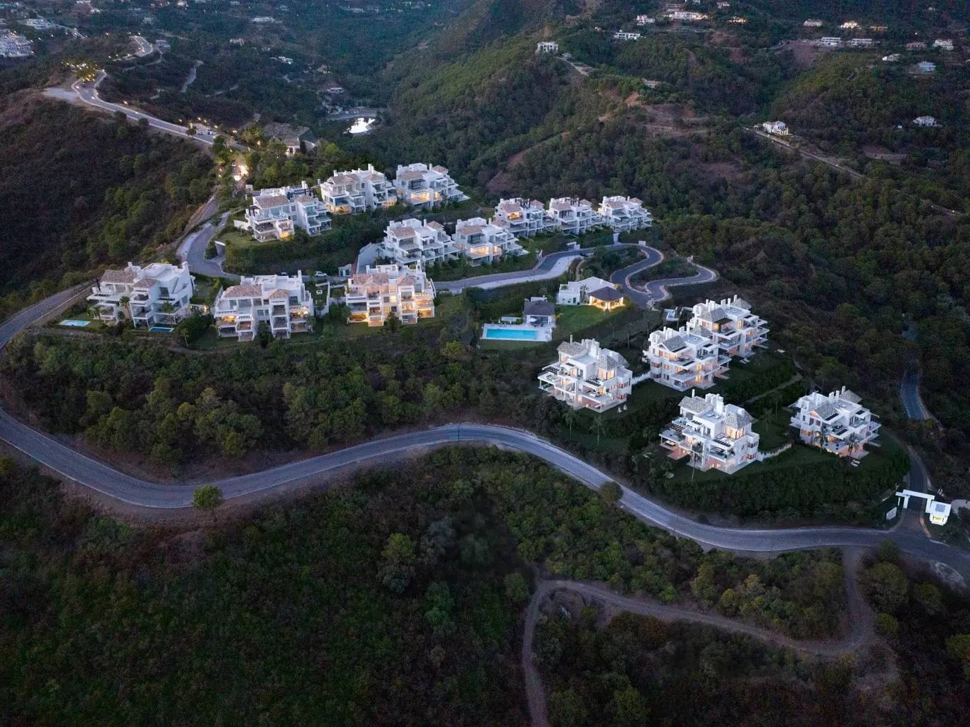 Apartamenty i penthousy przy polu golfowym Marbella Club – Benahavís — Benahavís, Hiszpania (zdjęcie 8 z 9)