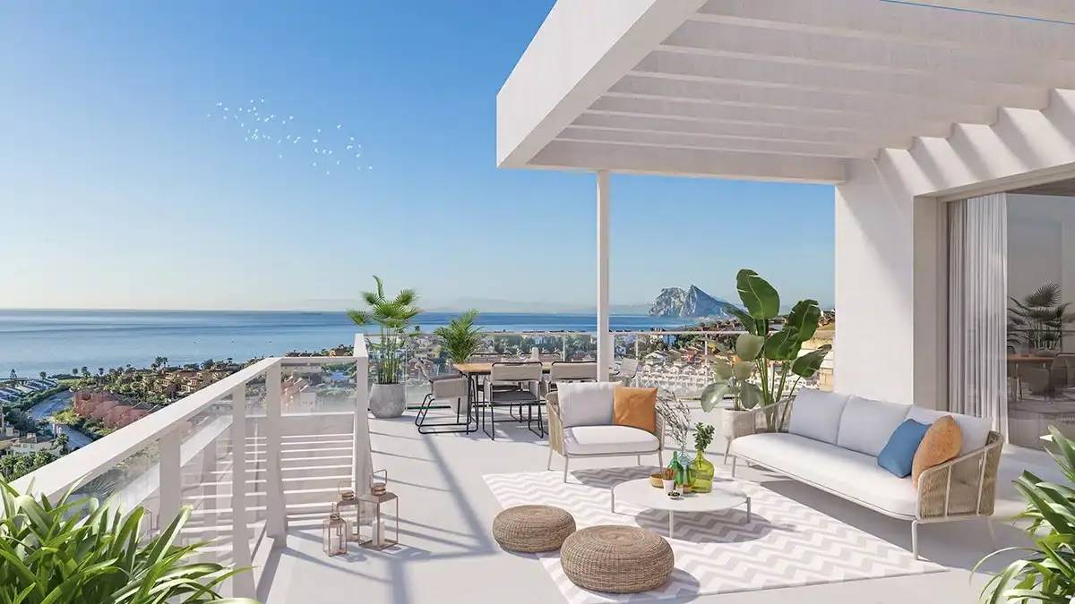 Apartamenty i penthousy z widokiem na morze i golf w Alcaidesa — San Roque, Hiszpania