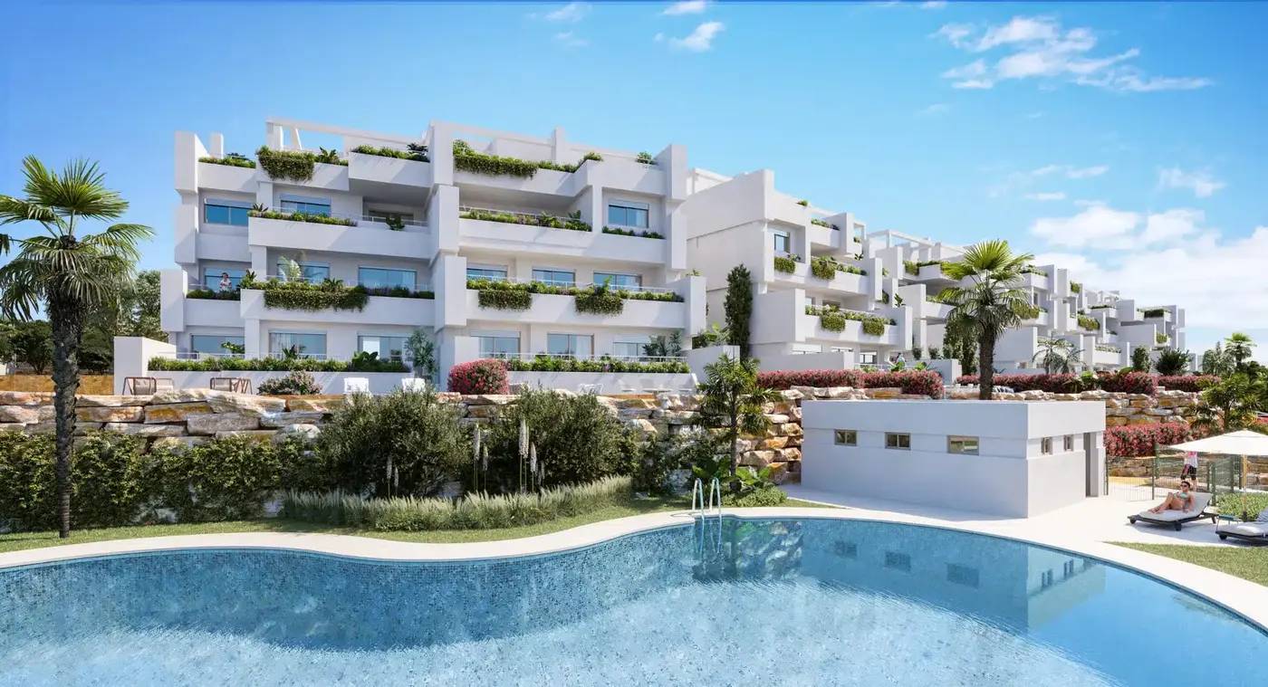 Apartamenty i penthousy z widokiem na morze przy polu golfowym w Estepona — Estepona, Hiszpania