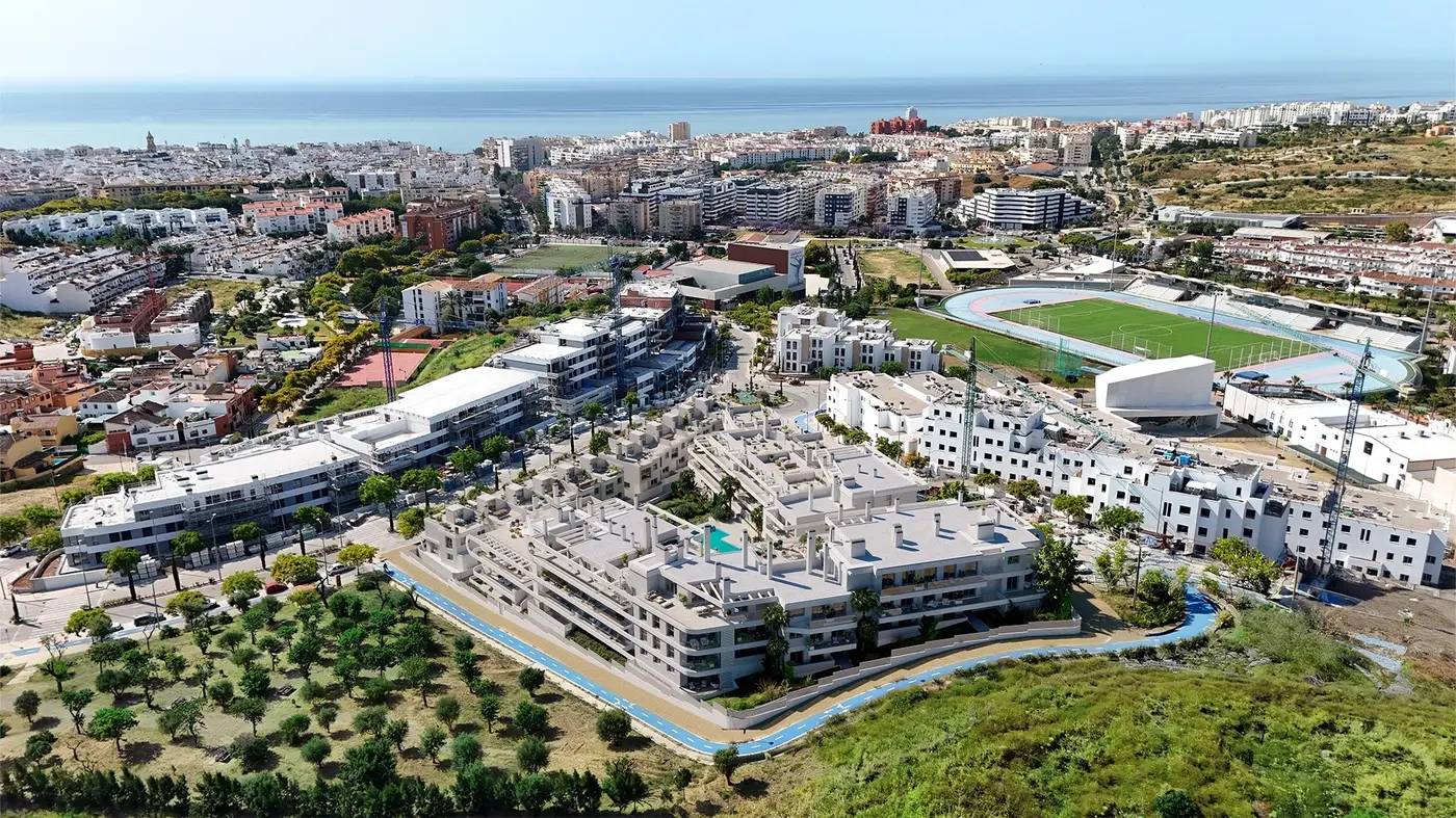 Luksusowe Apartamenty i Domy Miejskie z Widokiem na Morze w Esteponie — Estepona, Hiszpania (zdjęcie 9 z 10)