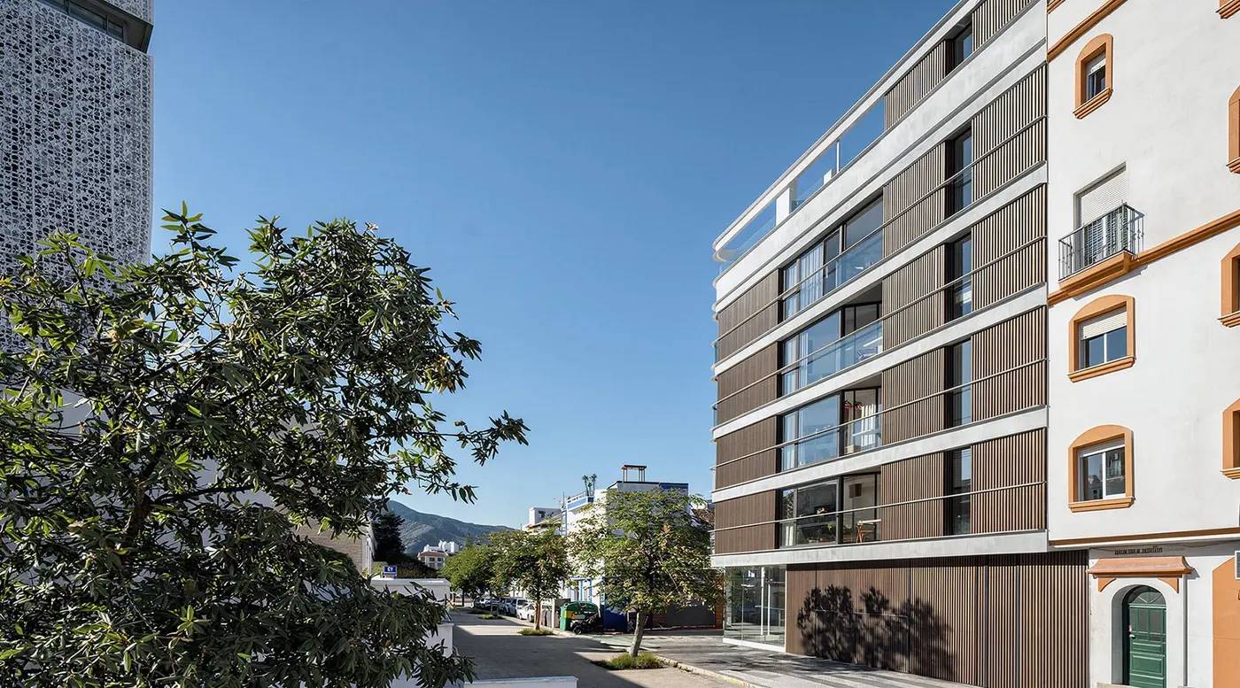 Butikowe Apartamenty i Penthouse z Prywatnym Basenem w Centrum Estepony – San Lorenzo 52 — Estepona, Hiszpania (zdjęcie 3 z 11)