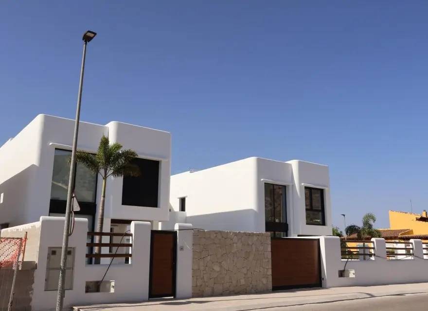 Ekskluzywne Wille z Basenem i Jacuzzi u Stóp Serra Gelada — Albir, Hiszpania (zdjęcie 9 z 15)