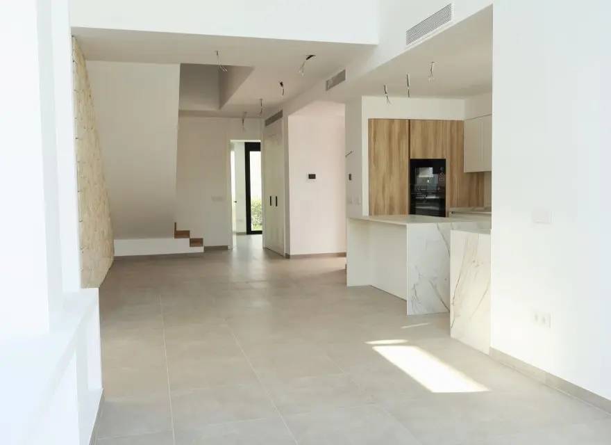 Ekskluzywne Wille z Basenem i Jacuzzi u Stóp Serra Gelada — Albir, Hiszpania (zdjęcie 13 z 15)