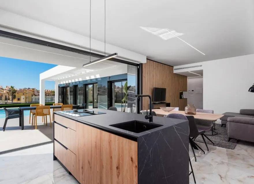 Parterowe Wille z Basenem i Solarium 150 m² w Resorcie La Finca Golf — Algorfa, Hiszpania (zdjęcie 9 z 15)