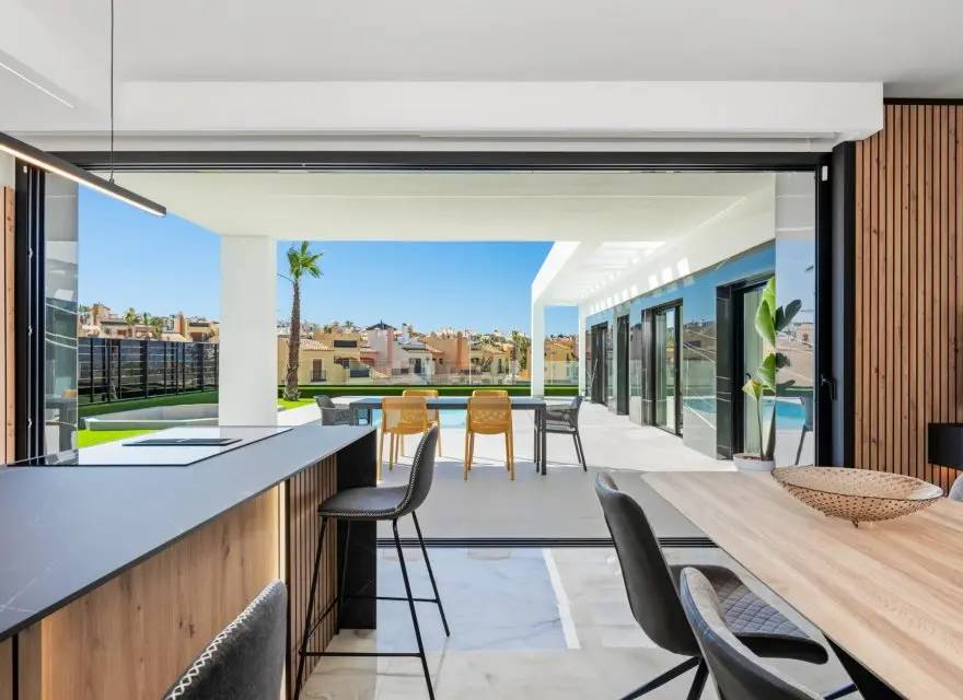 Parterowe Wille z Basenem i Solarium 150 m² w Resorcie La Finca Golf — Algorfa, Hiszpania (zdjęcie 12 z 15)