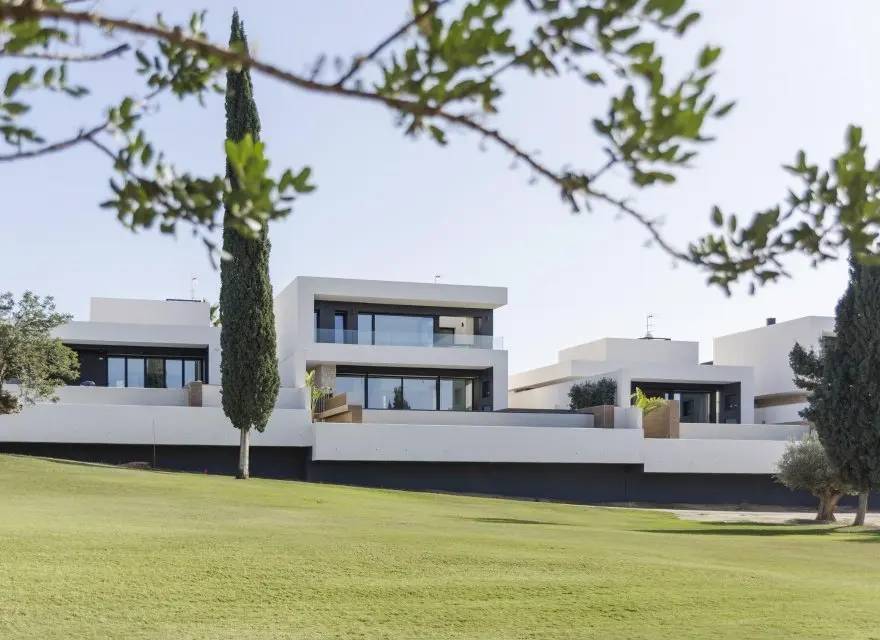 Luksusowa Willa z Basenem Infinity w Pierwszej Linii Pola Golfowego — Algorfa, Hiszpania (zdjęcie 2 z 15)