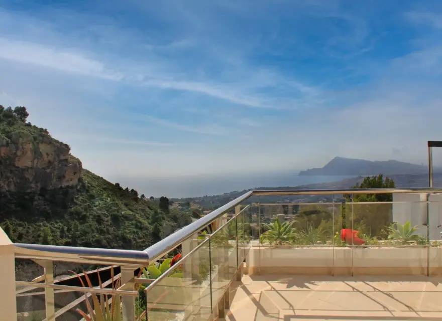 Awangardowe Wille z Panoramicznym Widokiem na Morze i Benidorm — Altea, Hiszpania (zdjęcie 3 z 15)