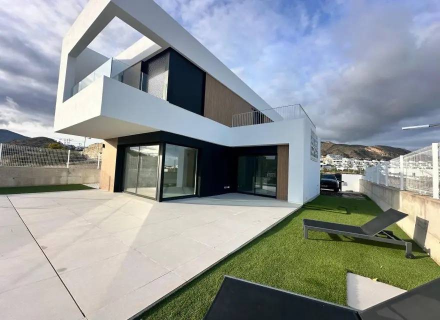 Nowo Wybudowane Wille z Basenem, Solarium i Widokiem na Morze w Finestrat — Finestrat, Hiszpania (zdjęcie 4 z 11)