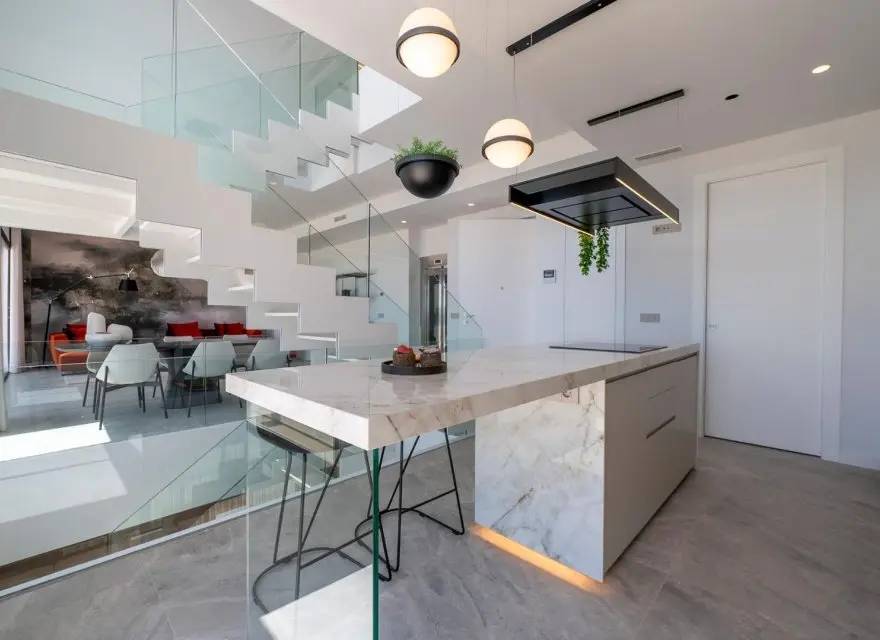 Luksusowe Wille z Windą, Basenem Infinity i Solarium z Widokiem na Benidorm — Finestrat, Hiszpania (zdjęcie 10 z 15)