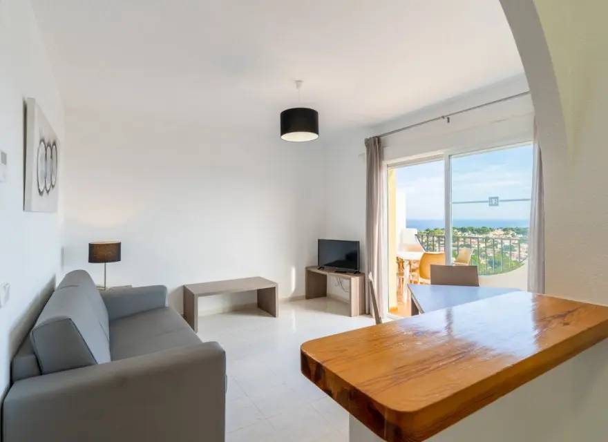 Bungalowy z Tarasem lub Solarium i Ogrodem z Basenem w Calpe — Calpe, Hiszpania (zdjęcie 8 z 15)