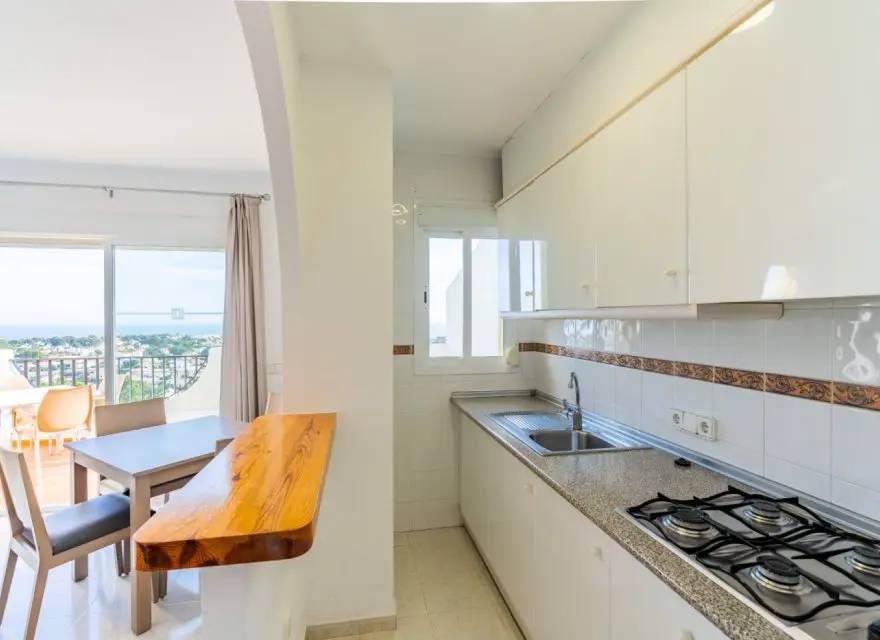 Bungalowy z Tarasem lub Solarium i Ogrodem z Basenem w Calpe — Calpe, Hiszpania (zdjęcie 9 z 15)