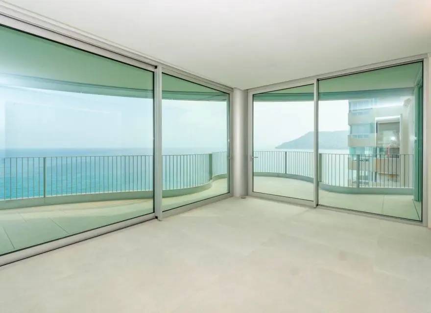 Apartamenty w Architektonicznej Wieży 800 m od Parku Peñón de Ifach — Calpe, Hiszpania (zdjęcie 8 z 15)