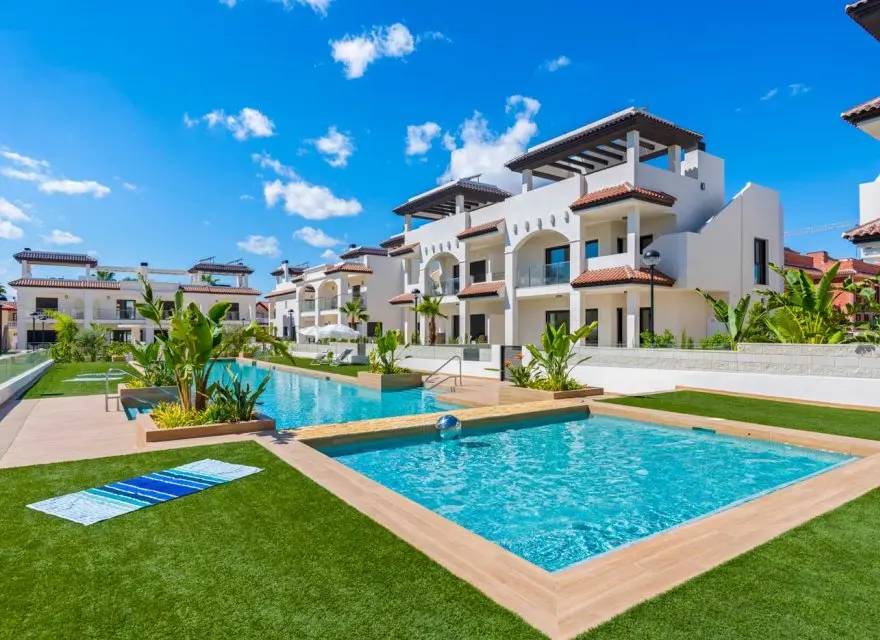 Bungalowy i Domy na Zamkniętym Osiedlu z Basenem w Rojales — Rojales, Hiszpania (zdjęcie 8 z 15)