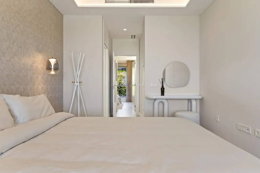 Penthouse dwupoziomowy (duplex) - ekskluzywna  dzielnica Los Monteros  — Marbella, Hiszpania (zdjęcie 18 z 20)