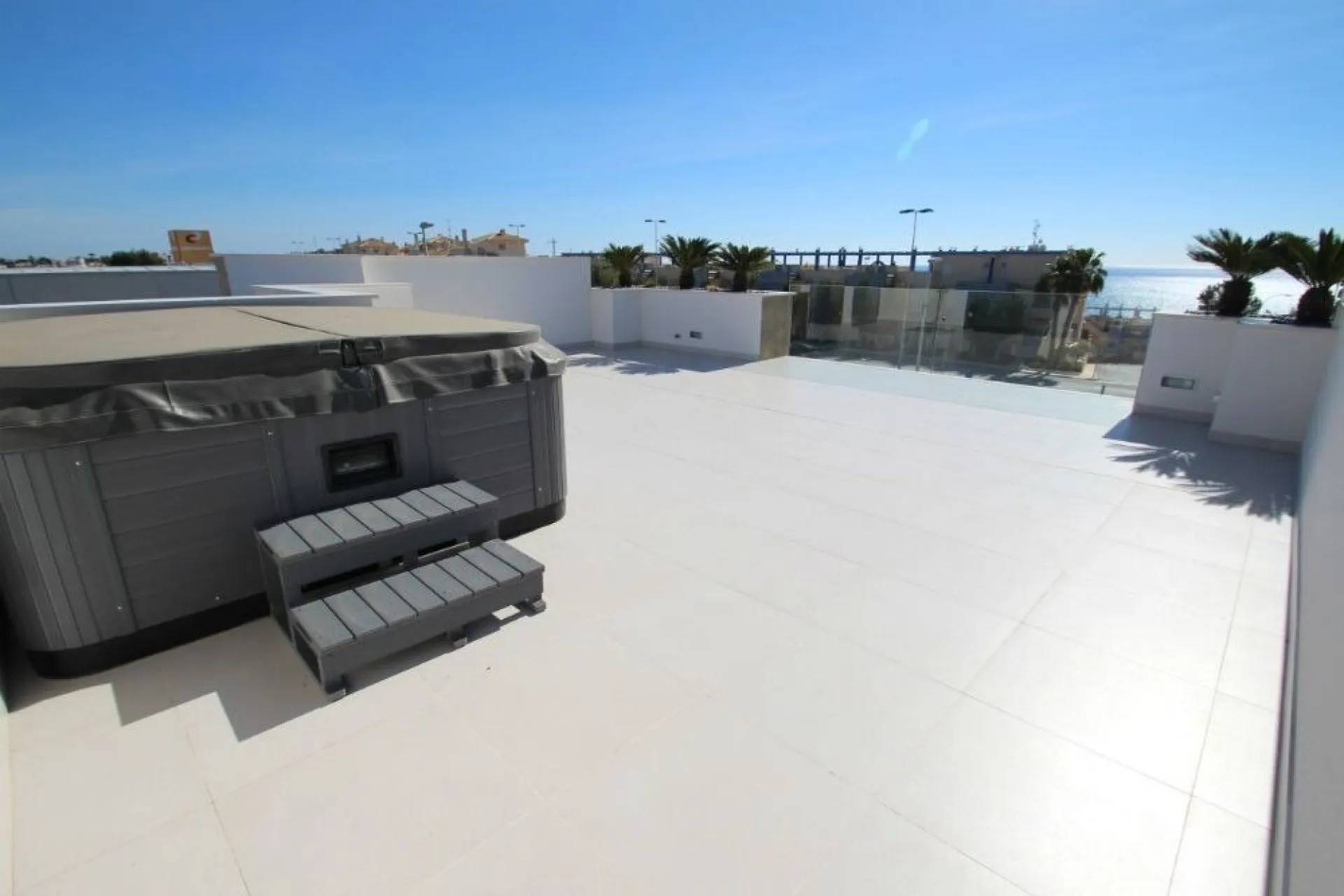 Willa z prywatnym basenem 250 metrów od morza  — Orihuela Costa , Alicante, Hiszpania (zdjęcie 4 z 46)
