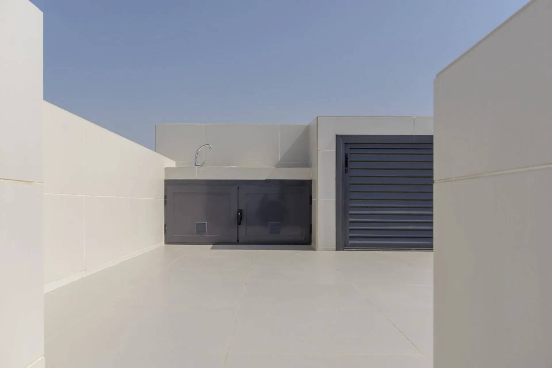 Nowoczesna willa 250 metrów od plaży  — Orihuela Costa ,  Alicante, Hiszpania (zdjęcie 42 z 49)